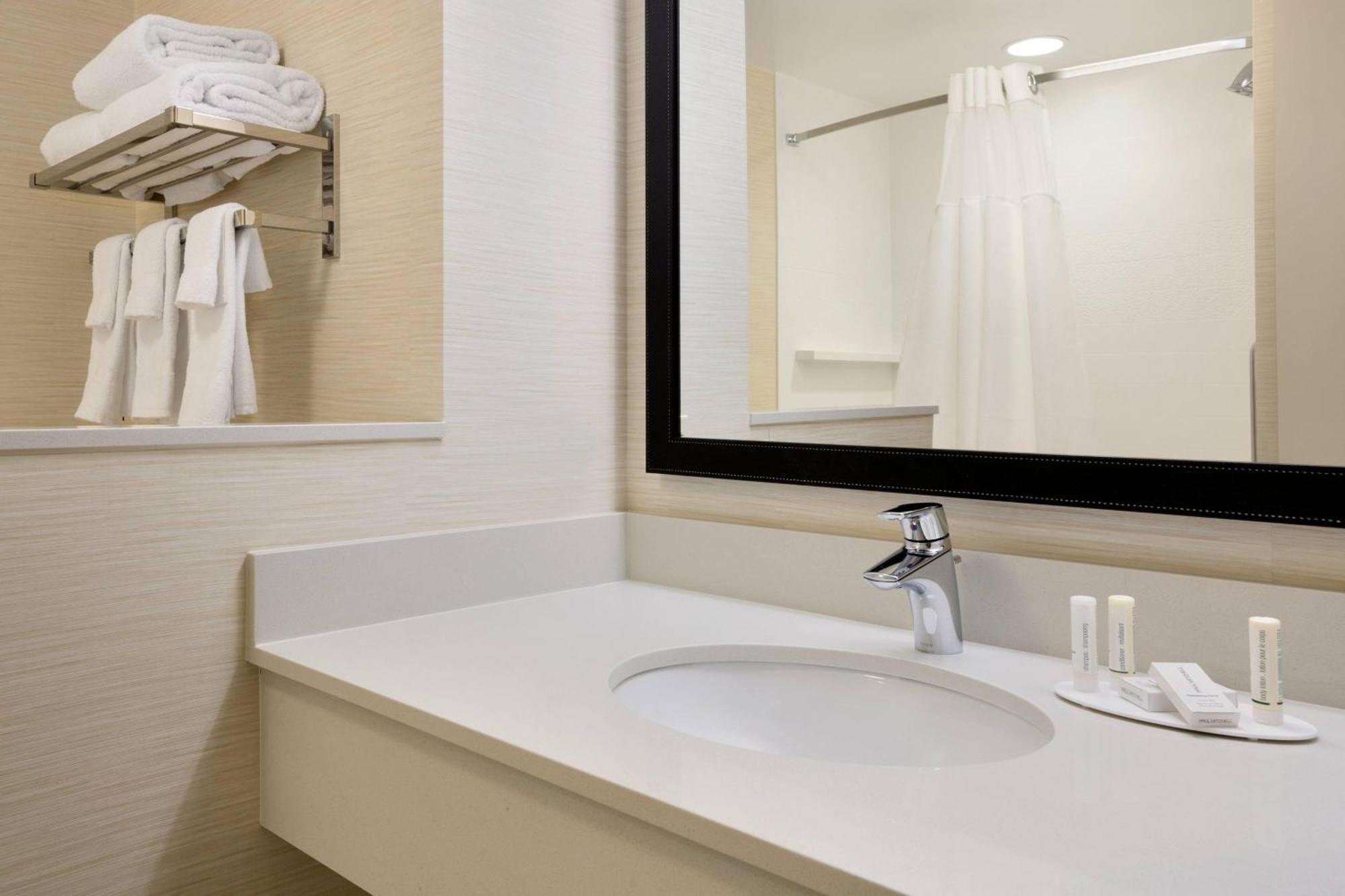 Fairfield Inn & Suites By Marriott Lancaster East At The Outlets Smoketown  Buitenkant foto